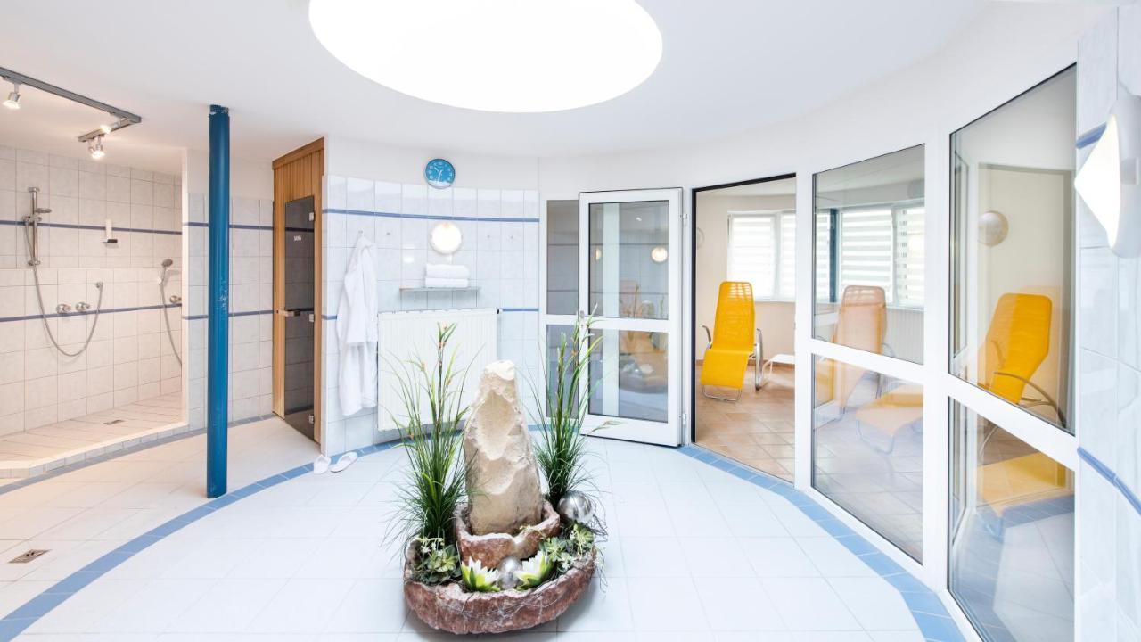 Parkhotel Zur Klause Бад Хол Екстериор снимка