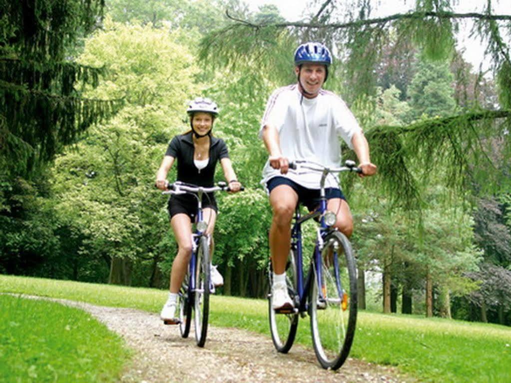 Parkhotel Zur Klause Бад Хол Екстериор снимка