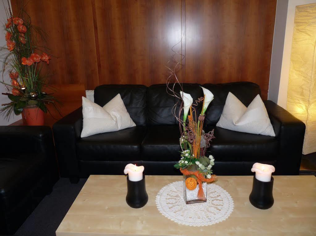 Parkhotel Zur Klause Бад Хол Екстериор снимка